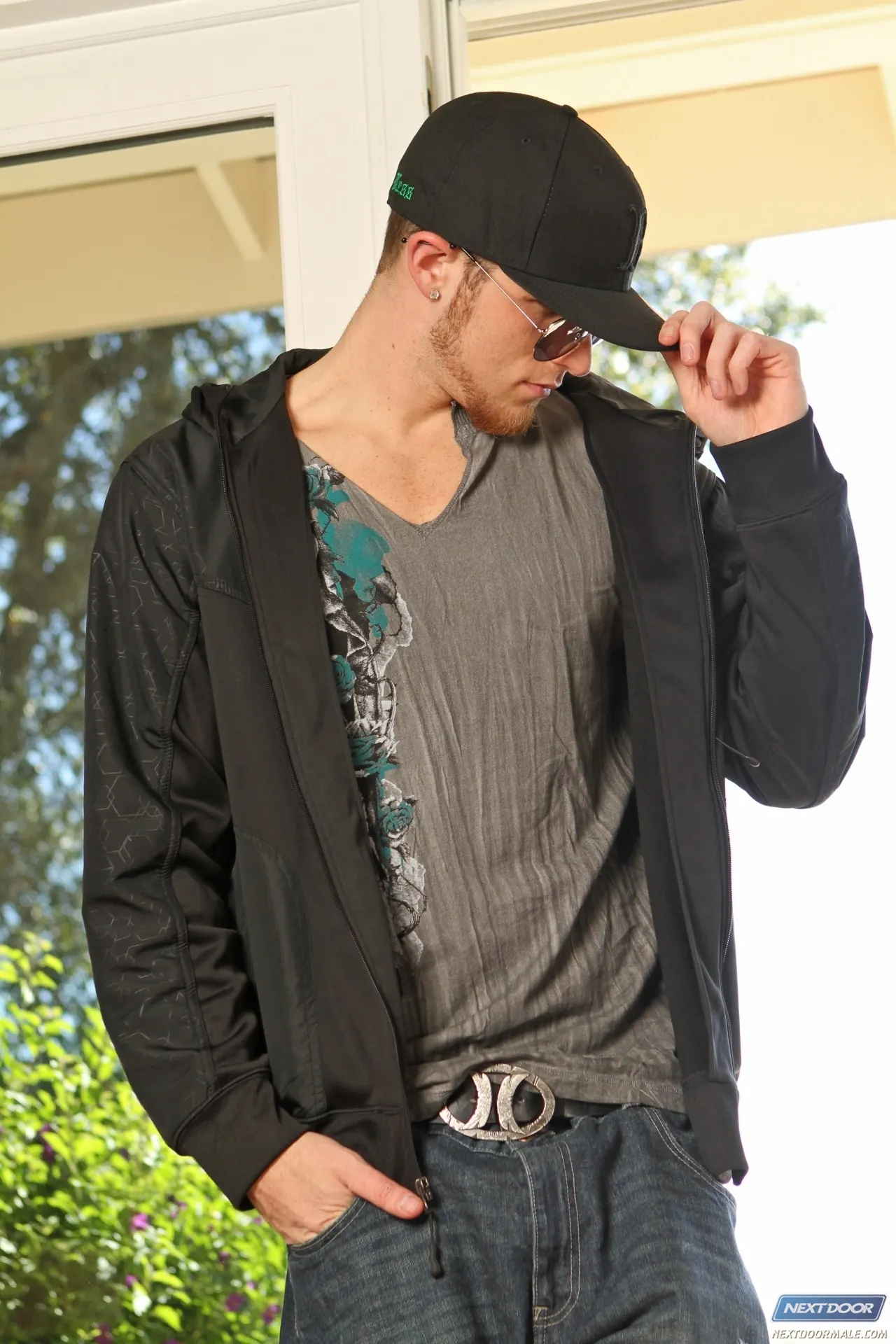 Flexx Boola in 'Flexx Boola' from 'Next Door Studios' (Photo 10) Next Door Studios 'Flexx Boola' starring Flexx Boola (Photo 10)