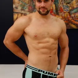 Griffin Barrows in 'Next Door Studios' Celebrity Massage (Thumbnail 10)