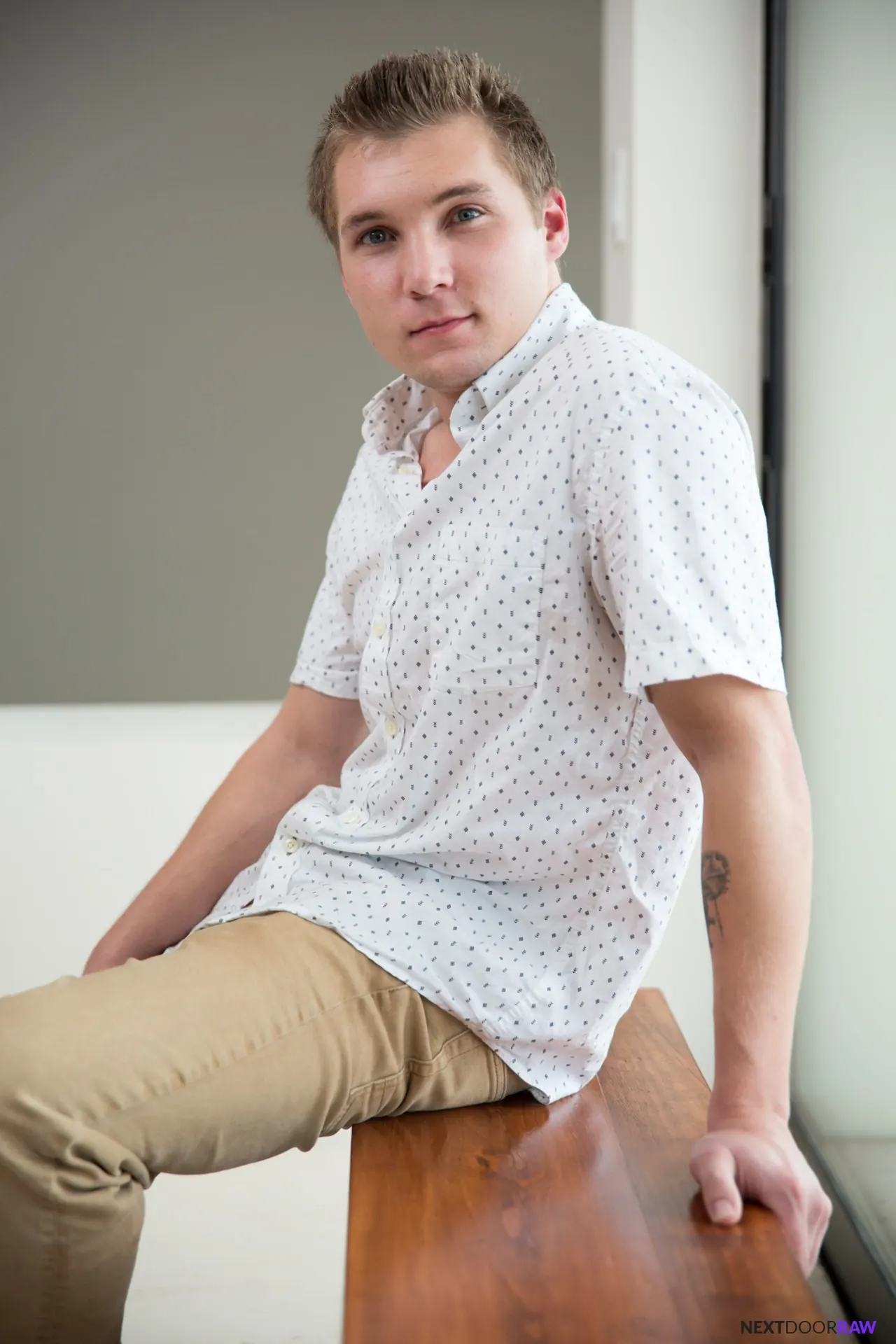 Next Door Studios 'GAY4DICK' starring Gunner (Photo 3)