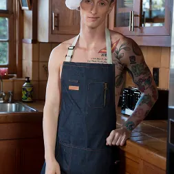 Gunner in 'Next Door Studios' Gingerbread Bounce (Thumbnail 1)