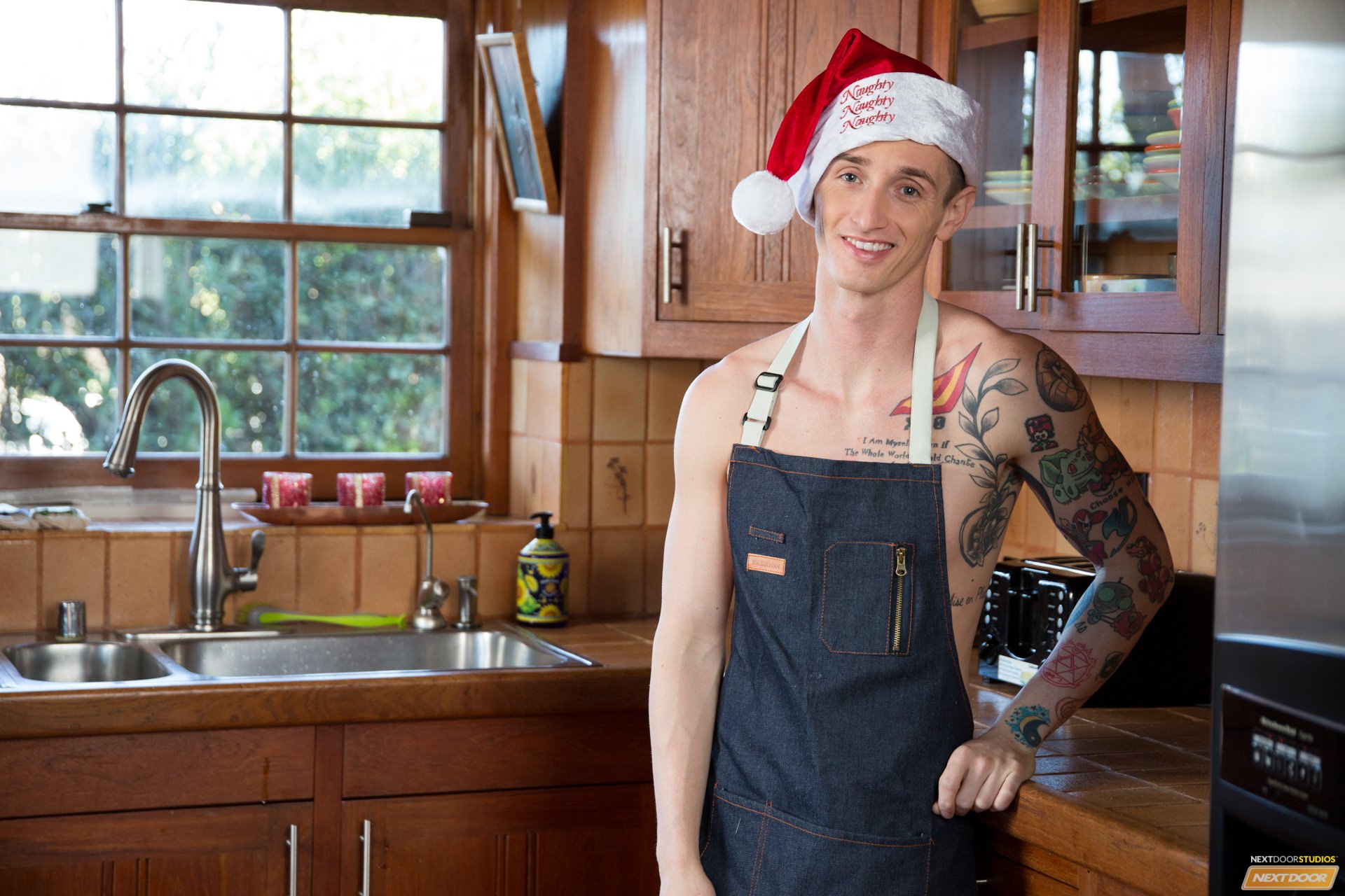 Gunner in 'Next Door Studios' Gingerbread Bounce (Thumbnail 5)