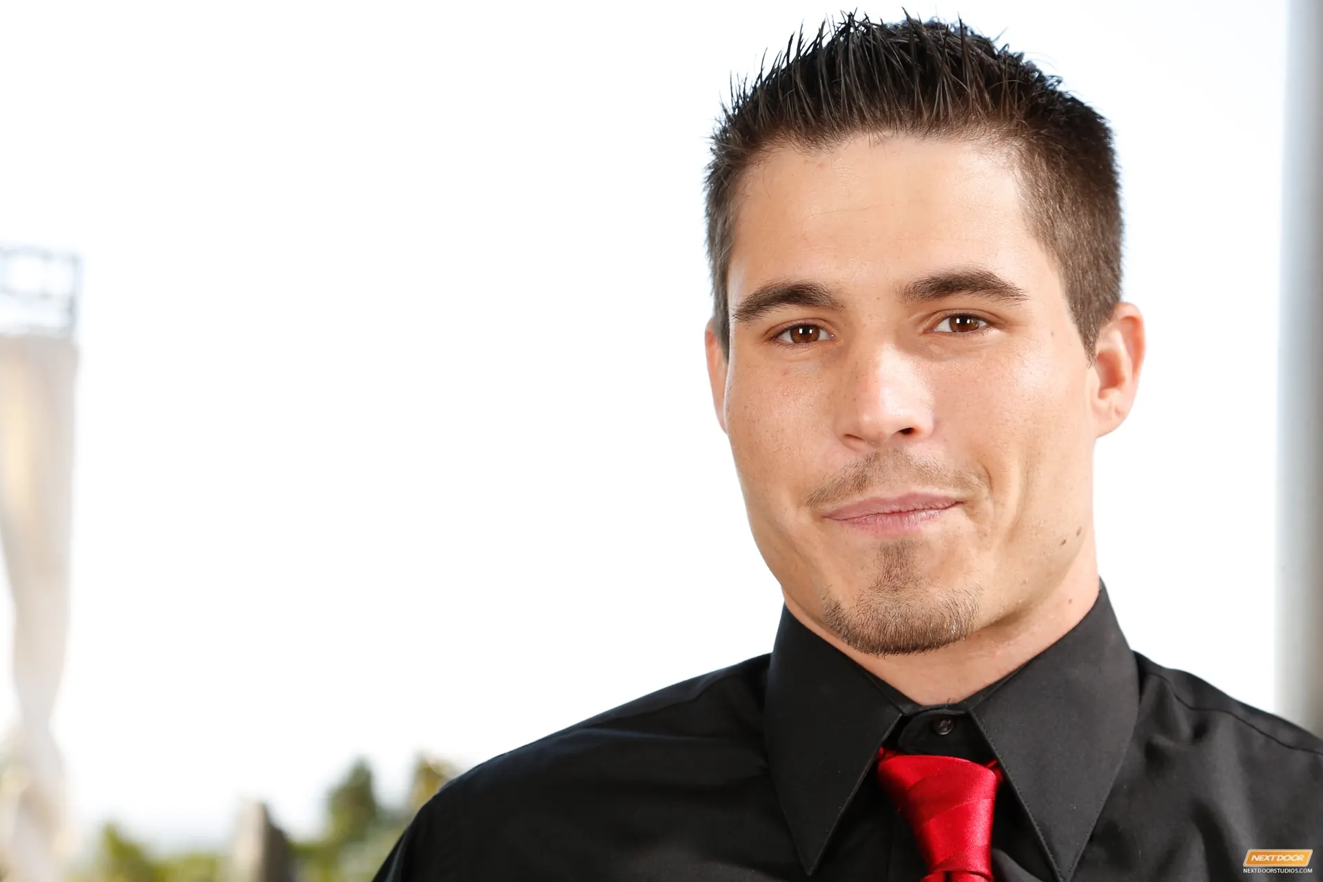 Next Door Studios 'J Howling' starring J Howling (Photo 1)