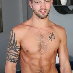 Jacen Zhu in 'Next Door Studios' Helping Hand (Thumbnail 28)