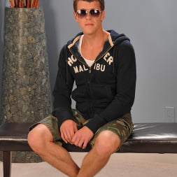 Jackson Klein in 'Next Door Studios' Jackson Klein (Thumbnail 1)