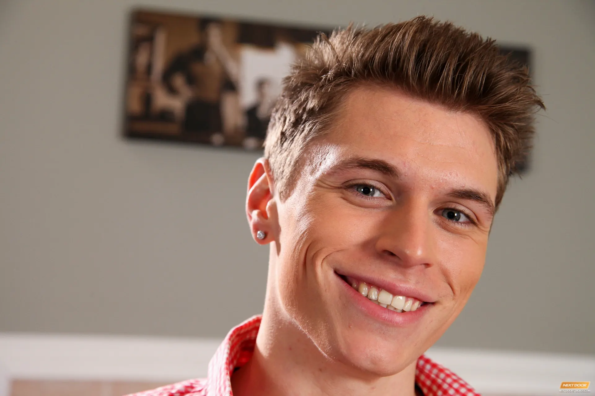 Next Door Studios 'Bottom Poker' starring Jackson Taylor (Photo 18)