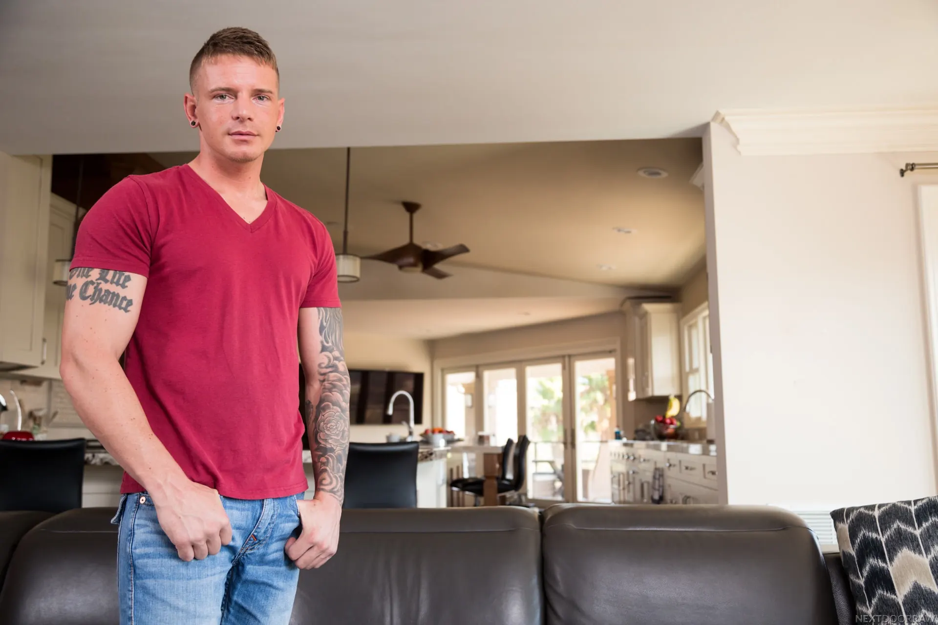 Next Door Studios 'That's A Dude' starring Jackson Traynor (Photo 9)