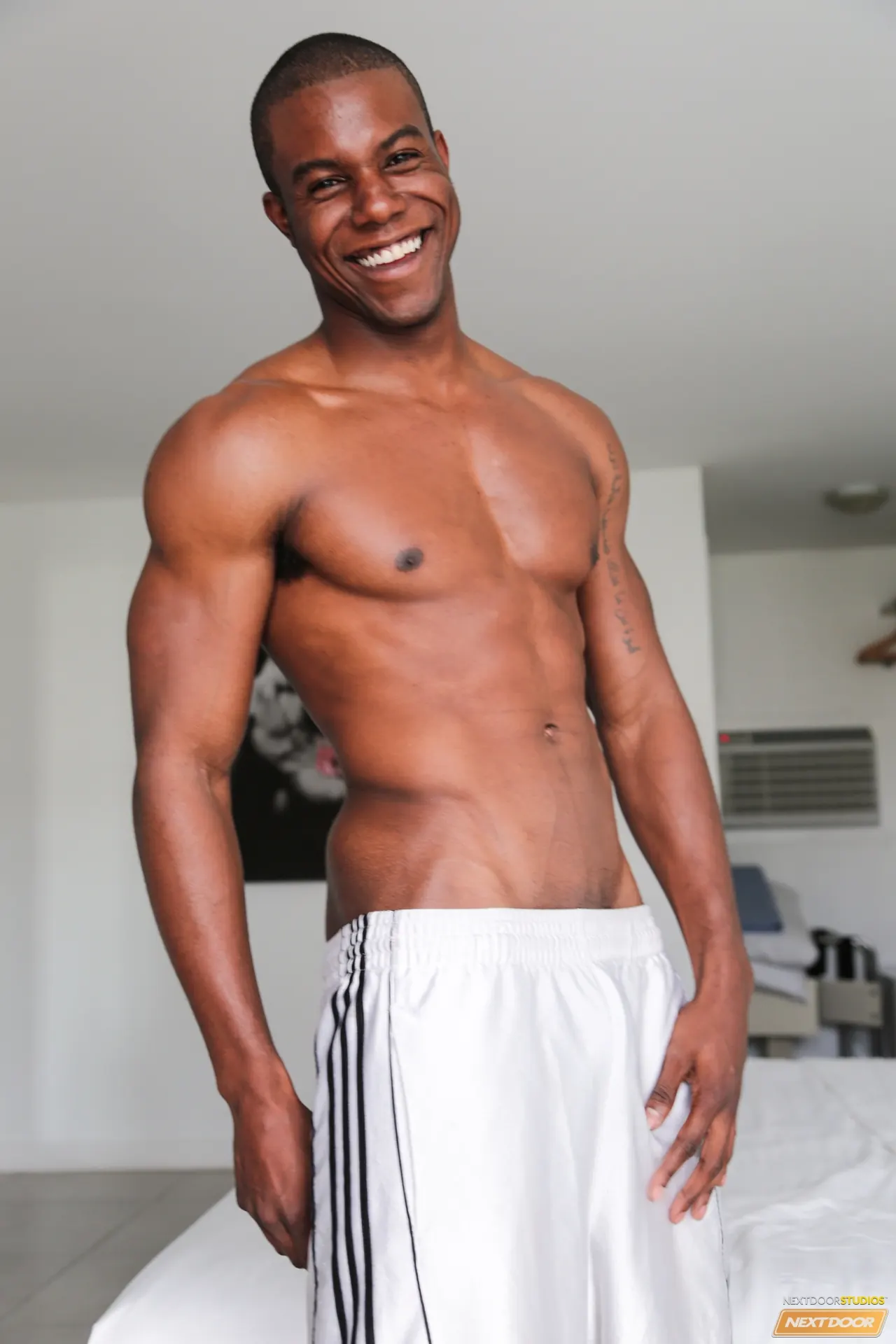 Next Door Studios 'Jaden' starring Jaden (Photo 20)