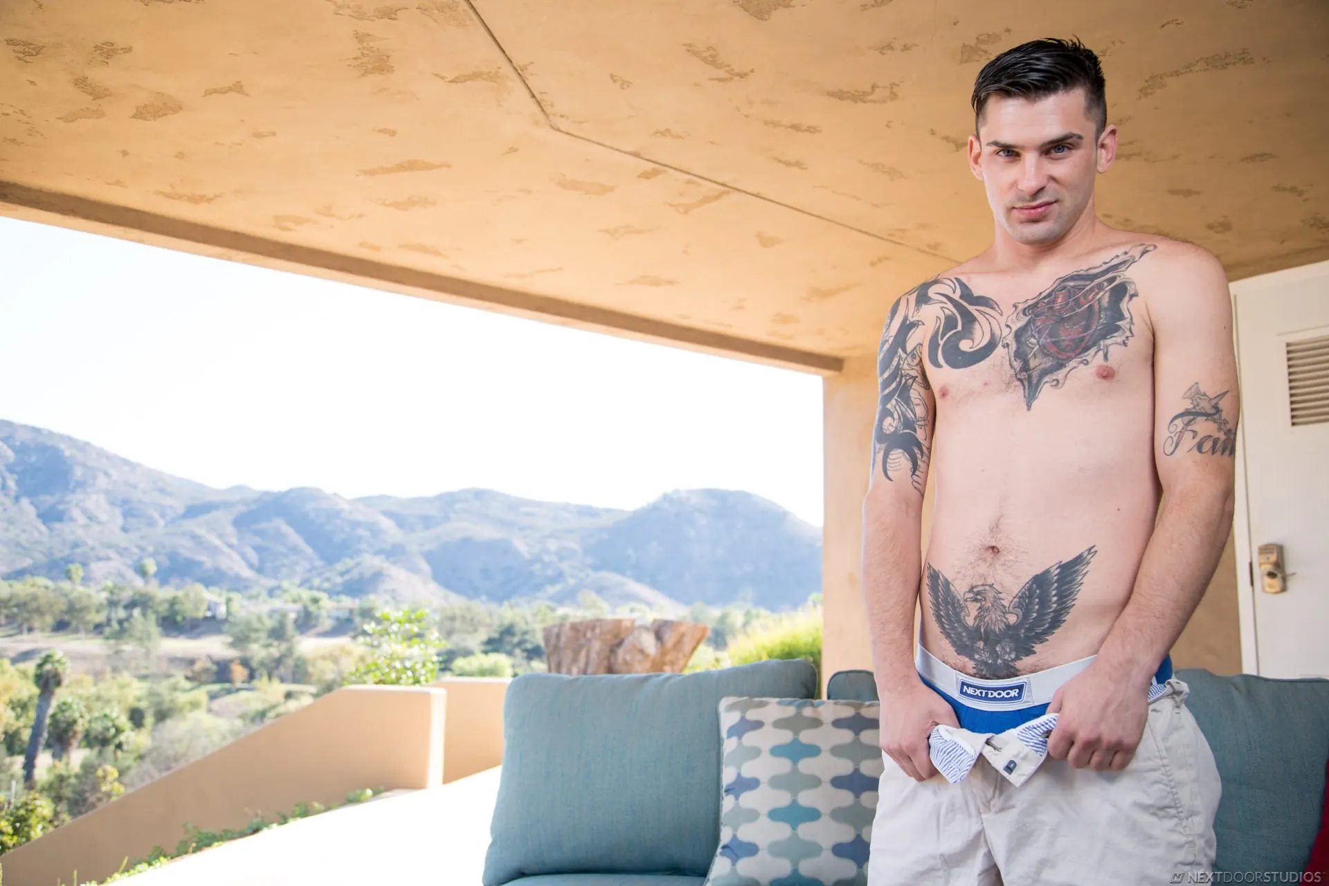 Next Door Studios 'James Sinner' starring James Sinner (Photo 8)