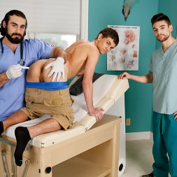 Jaxton Wheeler in 'Next Door Studios' Doctors' Double Dose (Thumbnail 1)