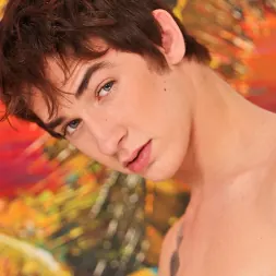 Jay Cloud in Popping Party (Photo 50) Jay Cloud in 'Next Door Studios' Popping Party (Thumbnail 50)