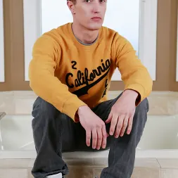 Jay Stoney in 'Next Door Studios' Jay Stoney (Thumbnail 2)