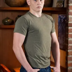 Jay Tee in 'Next Door Studios' Jay Tee (Thumbnail 1)