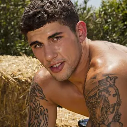 Jimmy Clay in 'Next Door Studios' Jimmy Clay (Thumbnail 18)