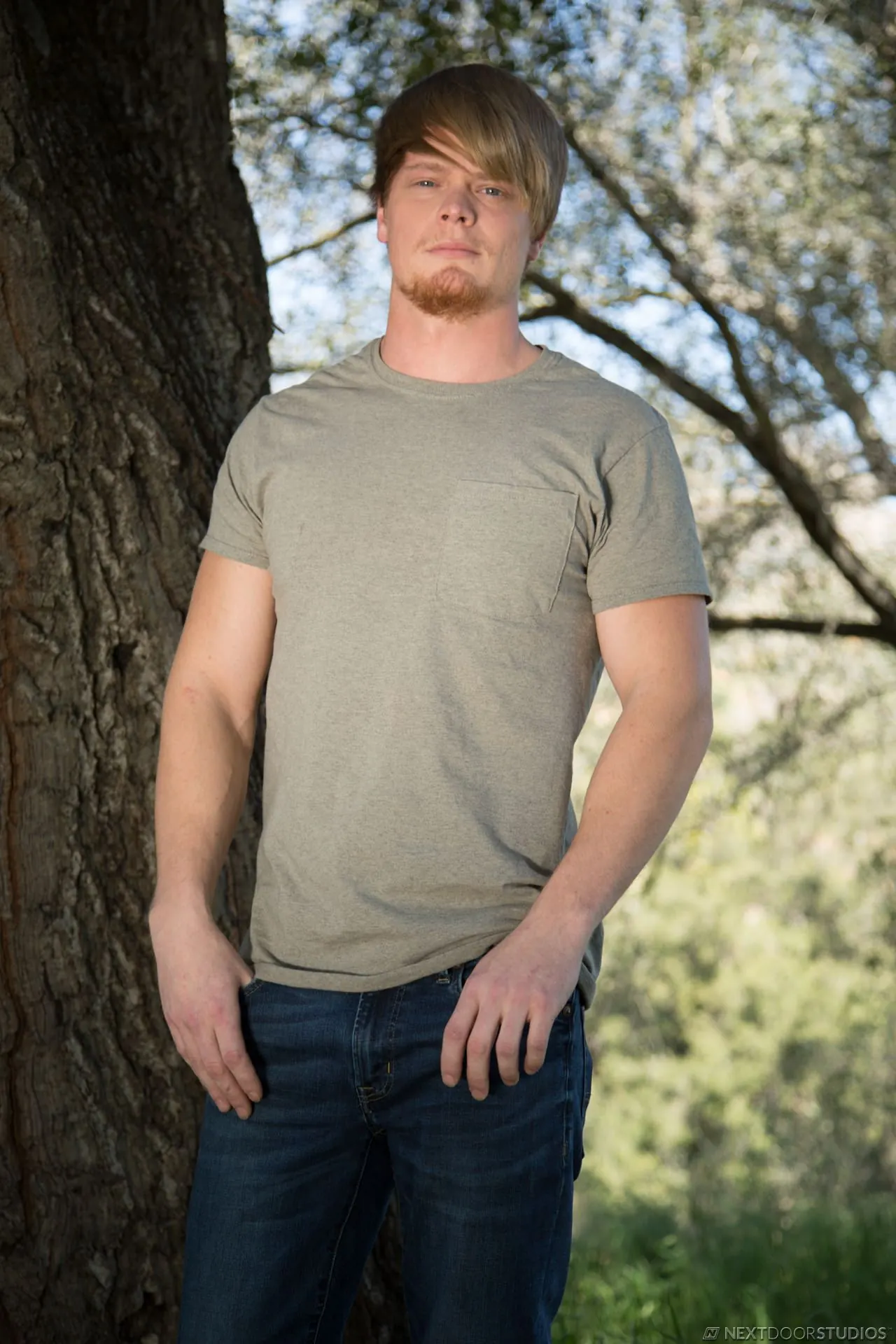 Next Door Studios 'John Evans' starring John Evans (Photo 1)