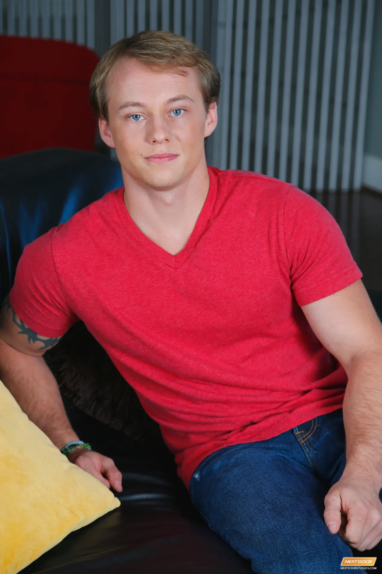 Next Door Studios 'Johnny' starring Johnny C (Photo 1)