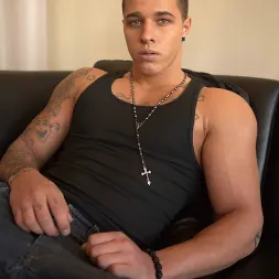 Johnny Diesel in 'Next Door Studios' Johnny Diesel (Thumbnail 1)