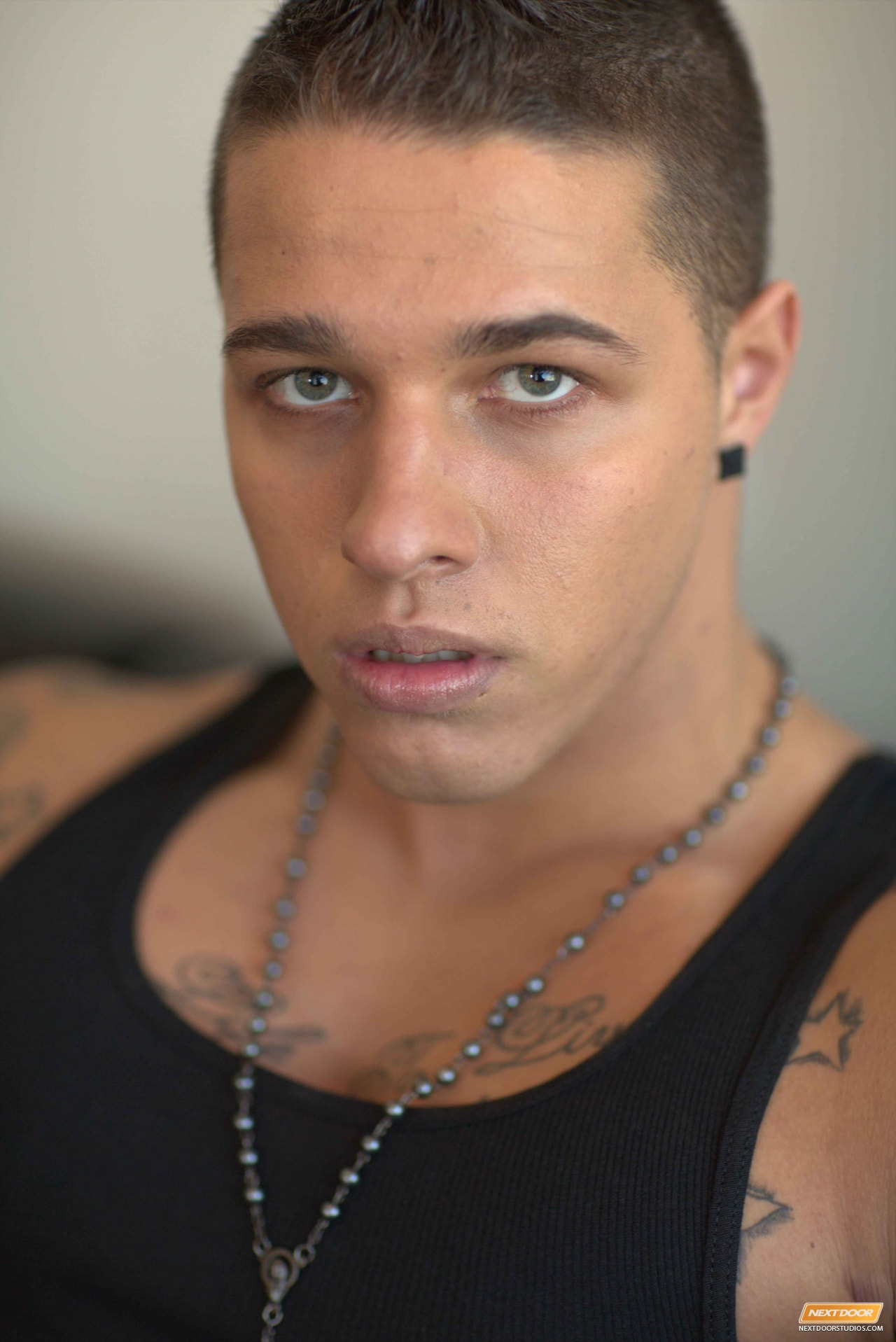 Johnny Diesel in 'Next Door Studios' Johnny Diesel (Thumbnail 6)