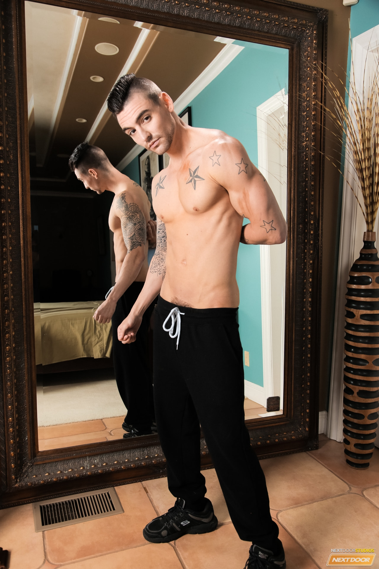 Next Door Studios 'The Gay Uncle' starring Johnny Torque (Photo 15)
