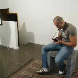 Jordano Santoro in Picture Perfect (Photo 1) Jordano Santoro in 'Next Door Studios' Picture Perfect (Thumbnail 1)