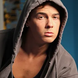 Justin Owen in 'Next Door Studios' Justin Owen (Thumbnail 1)