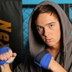 Justin Owen in 'Next Door Studios' Justin Owen (Thumbnail 12)