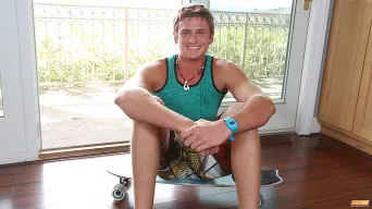 Justin Tide in 'Justin Tide'