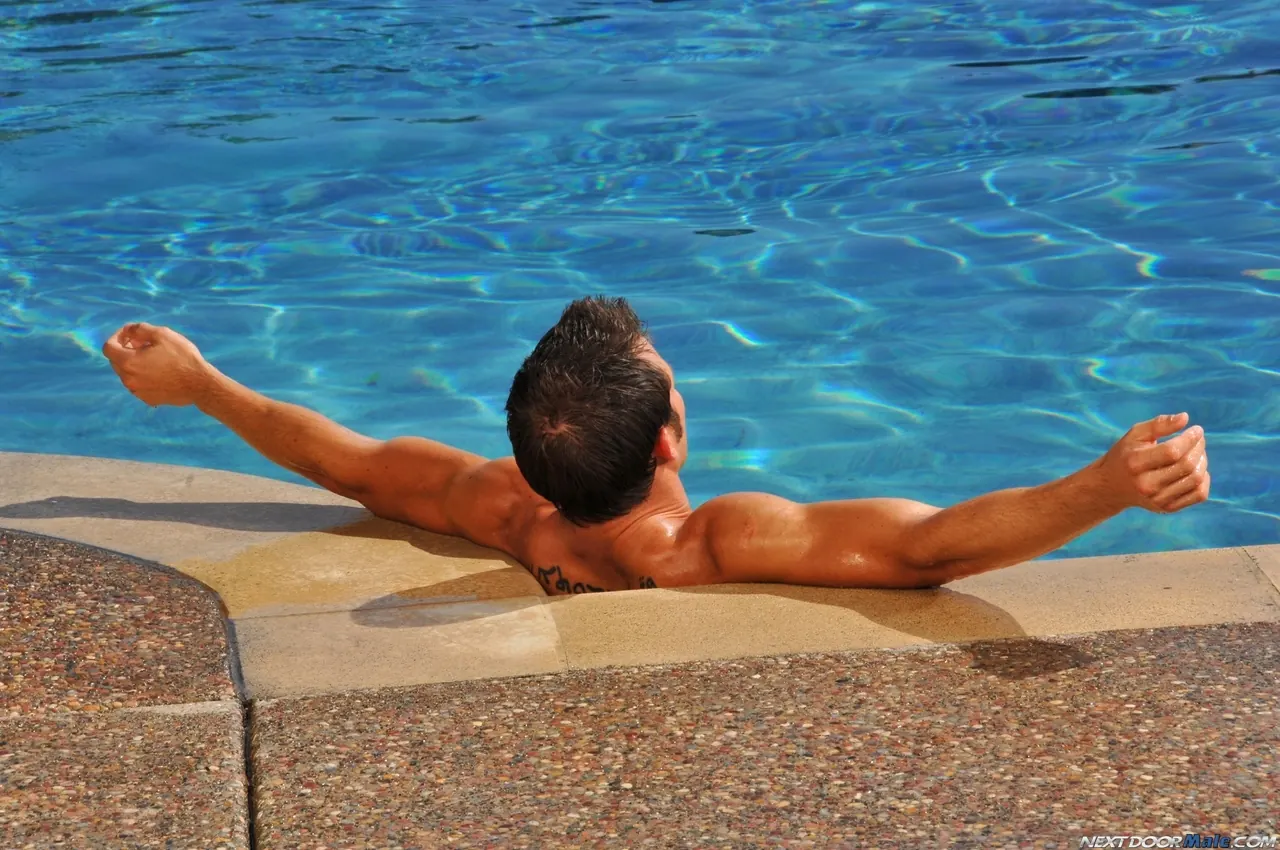 Next Door Studios 'KEVIN CROWS' starring Kevin Crows (Photo 41)