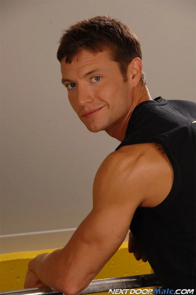 Next Door Studios 'Kevin Crows' starring Kevin Crows (Photo 2)