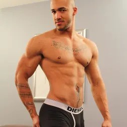 Kiern Duecan in 'Next Door Studios' Best Men (Thumbnail 6)