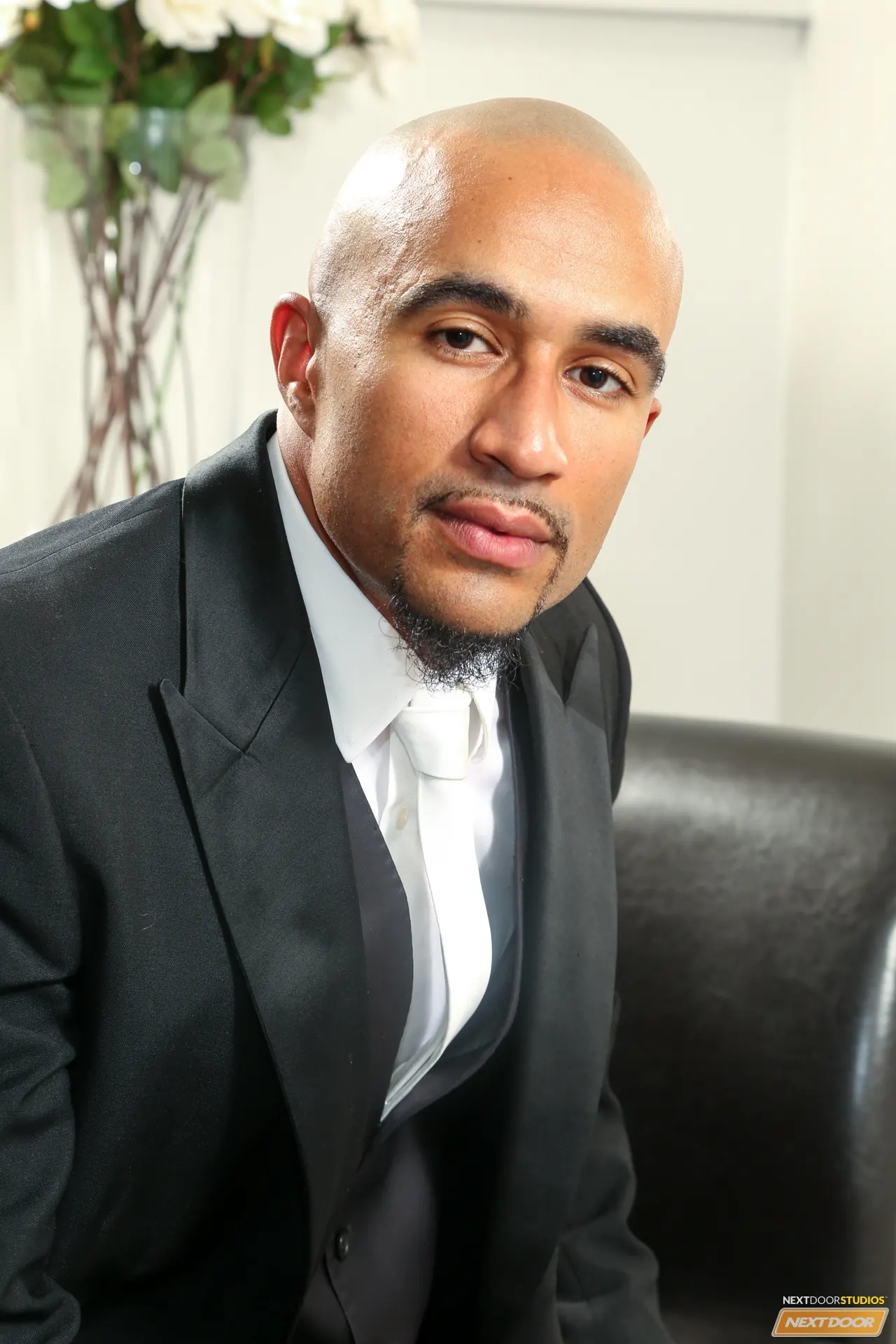 Next Door Studios 'King Noire' starring King Noire (Photo 2)