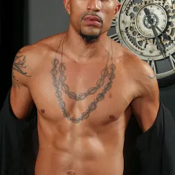 King Noire in 'Next Door Studios' King Noire (Thumbnail 11)