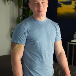 Leo Luckett in 'Next Door Studios' The Best Cheap Massage (Thumbnail 1)