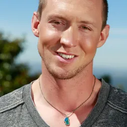 Leo Winston in 'Next Door Studios' Leo Winston (Thumbnail 1)