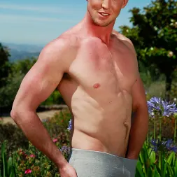 Leo Winston in 'Next Door Studios' Leo Winston (Thumbnail 14)