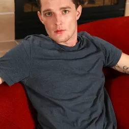 Logan Hanes in 'Next Door Studios' Logan Hanes (Thumbnail 4)