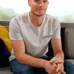 Luca Rosso in 'Next Door Studios' Virgin Trick (Thumbnail 15)