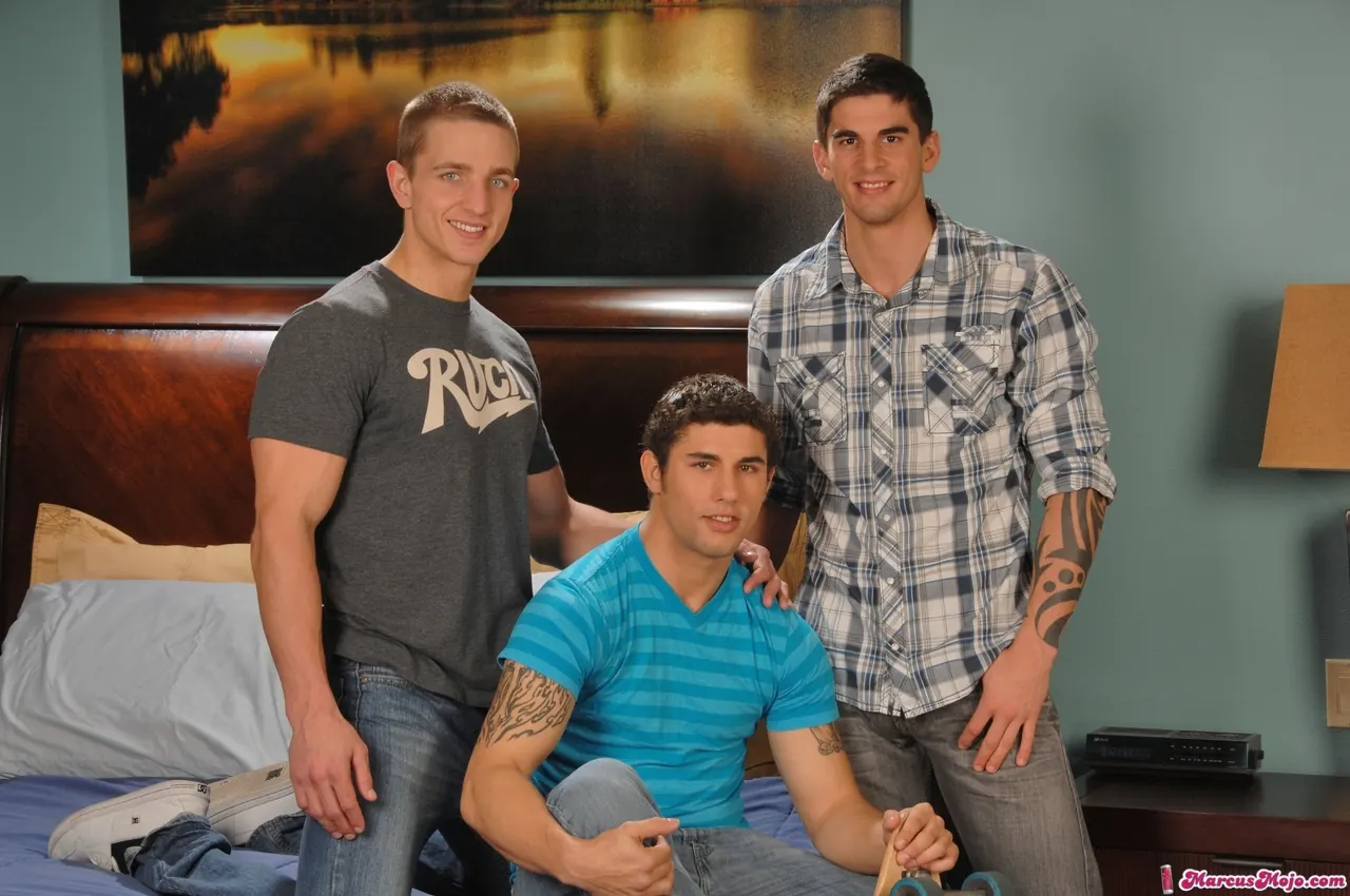 Next Door Studios 'NEIGHBORLY INVASION' starring Marcus Mojo (Photo 1)