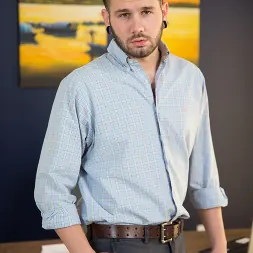 Mark Long in 'Next Door Studios' All Under the Table (Thumbnail 1)