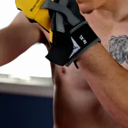 Mark Strong in 'Next Door Studios' Mark Strong (Thumbnail 9)