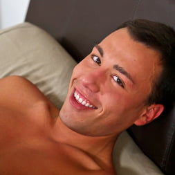 Matthew Keading in 'Next Door Studios' Waking Up is Hard To Do (Thumbnail 36)