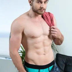 Matty Strong in 'Next Door Studios' Matty Strong (Thumbnail 4)