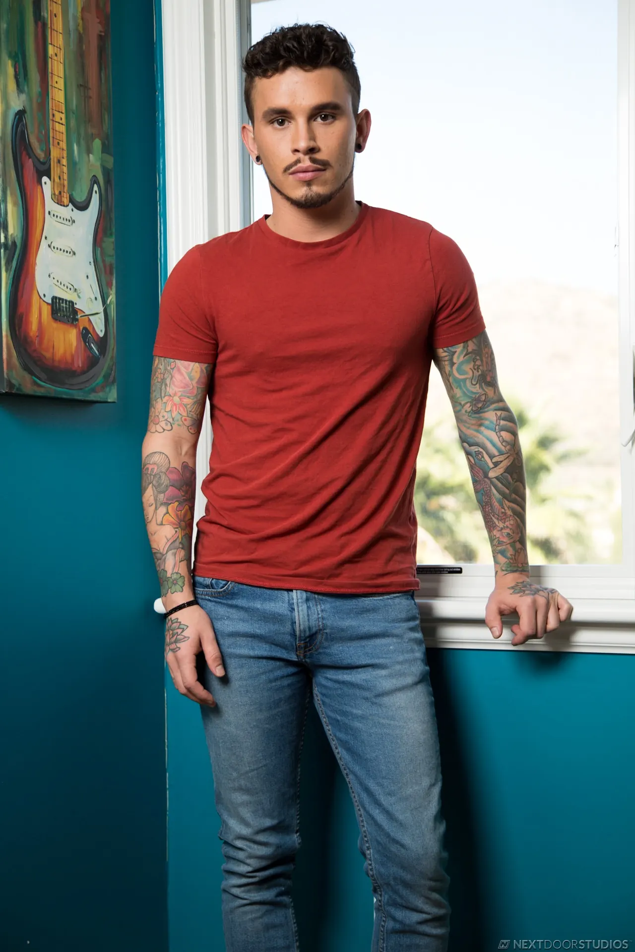 Next Door Studios 'Revealing Fortune' starring Michael Del Ray (Photo 1)