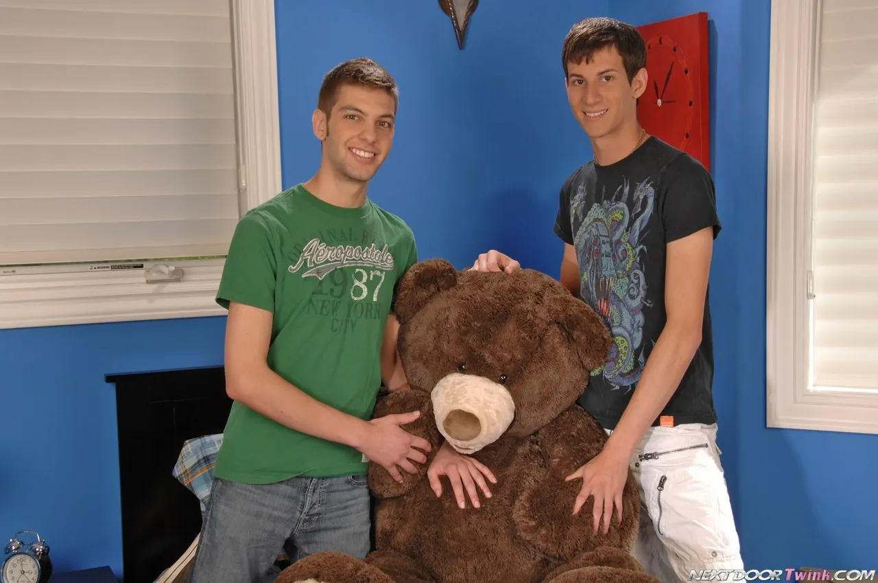 Mike King in 'Bearly Legal' from 'Next Door Studios' (Photo 1) Next Door Studios 'Bearly Legal' starring Mike King (Photo 1)