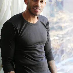 Mike Mann in 'Next Door Studios' Mike Mann (Thumbnail 4)