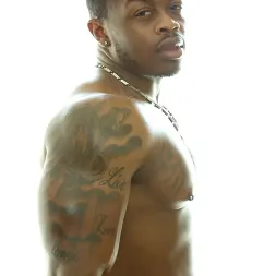 Mustang in 'Next Door Studios' Mustang (Thumbnail 12)