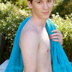 Nick B in 'Next Door Studios' Well Done, Boys (Thumbnail 4)