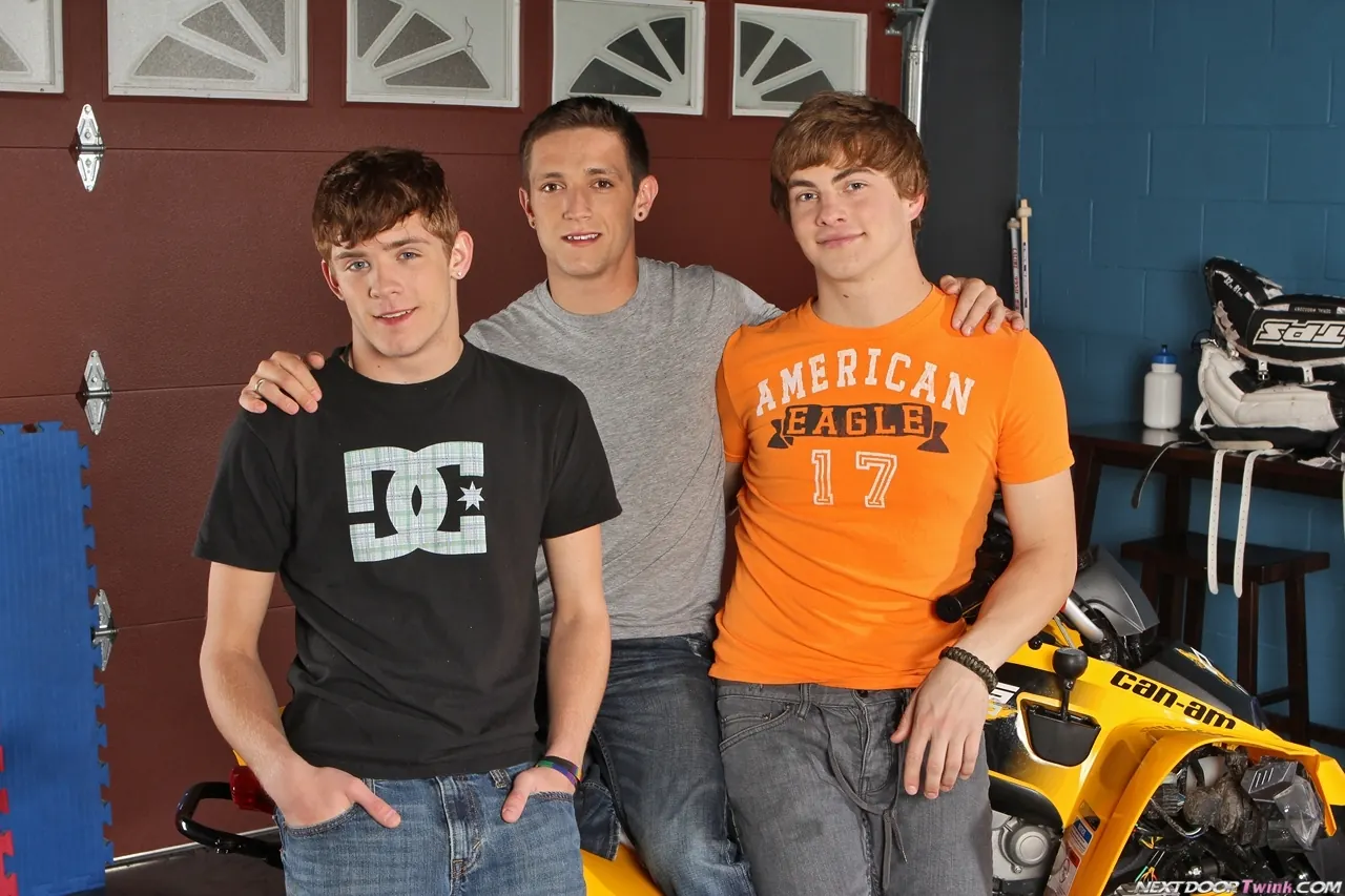 Next Door Studios '3 on 4' starring Noah Brooks (Photo 1)