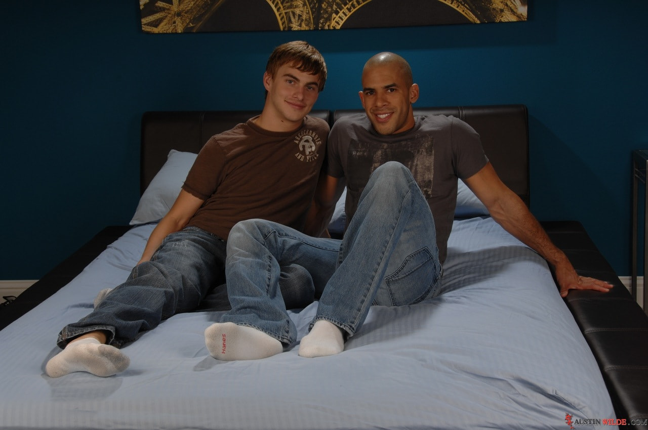 Next Door Studios 'Austin Wilde Tops Noah Brooks' starring Noah Brooks (Photo 1)
