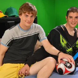 Noah Brooks in 'Next Door Studios' Going Out With A Bang (Thumbnail 6)