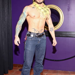 Nubius in 'Next Door Studios' Setting the Bar (Thumbnail 4)